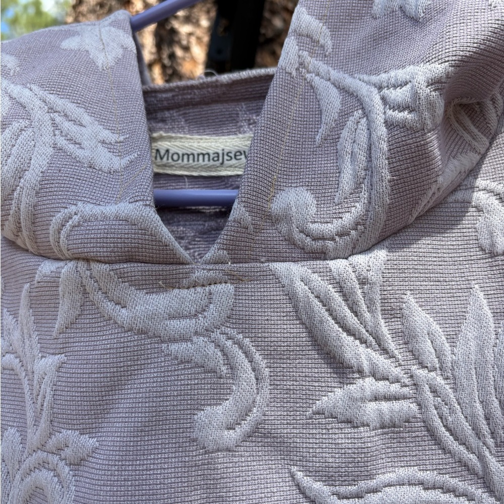 XL Vintage Lavender Floral Patterned Hoodie - Picture 4 of 7